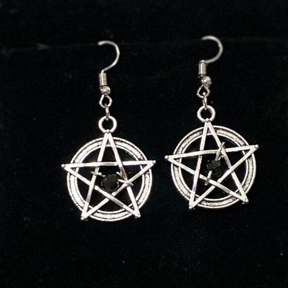 Silver Pentacle Drop Earrings NEW - Picture 1 of 3